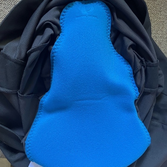 Pearl Izumi Women’s Pull-On Bike Cycling Shorts with Chamois 12 Black - Picture 5 of 8